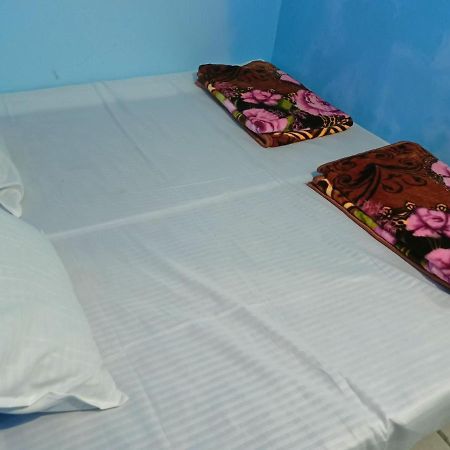Baba Guest House Ujjain Exteriör bild